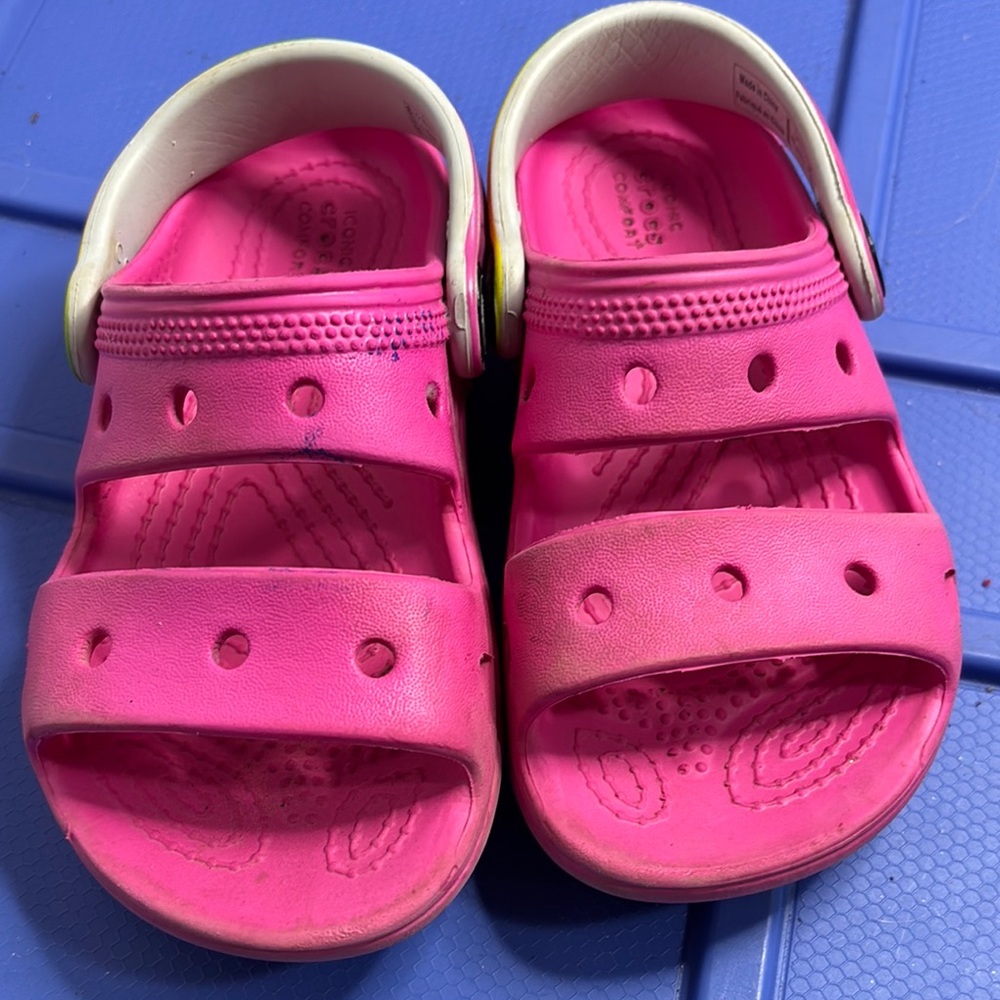 Crocs Kids Pink Sandals Sz C-9 EUC